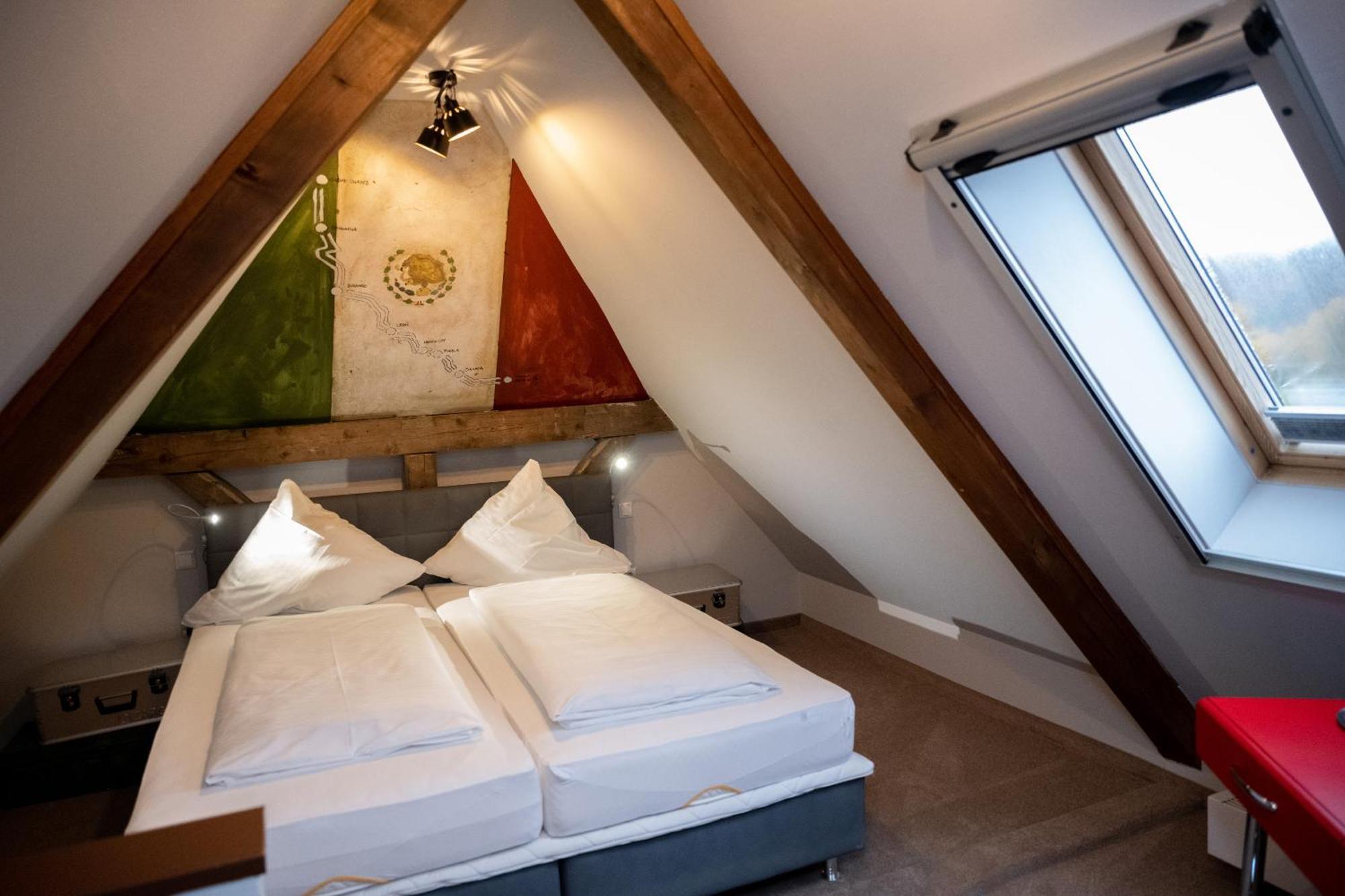 Motorworld Inn Warthausen Εξωτερικό φωτογραφία