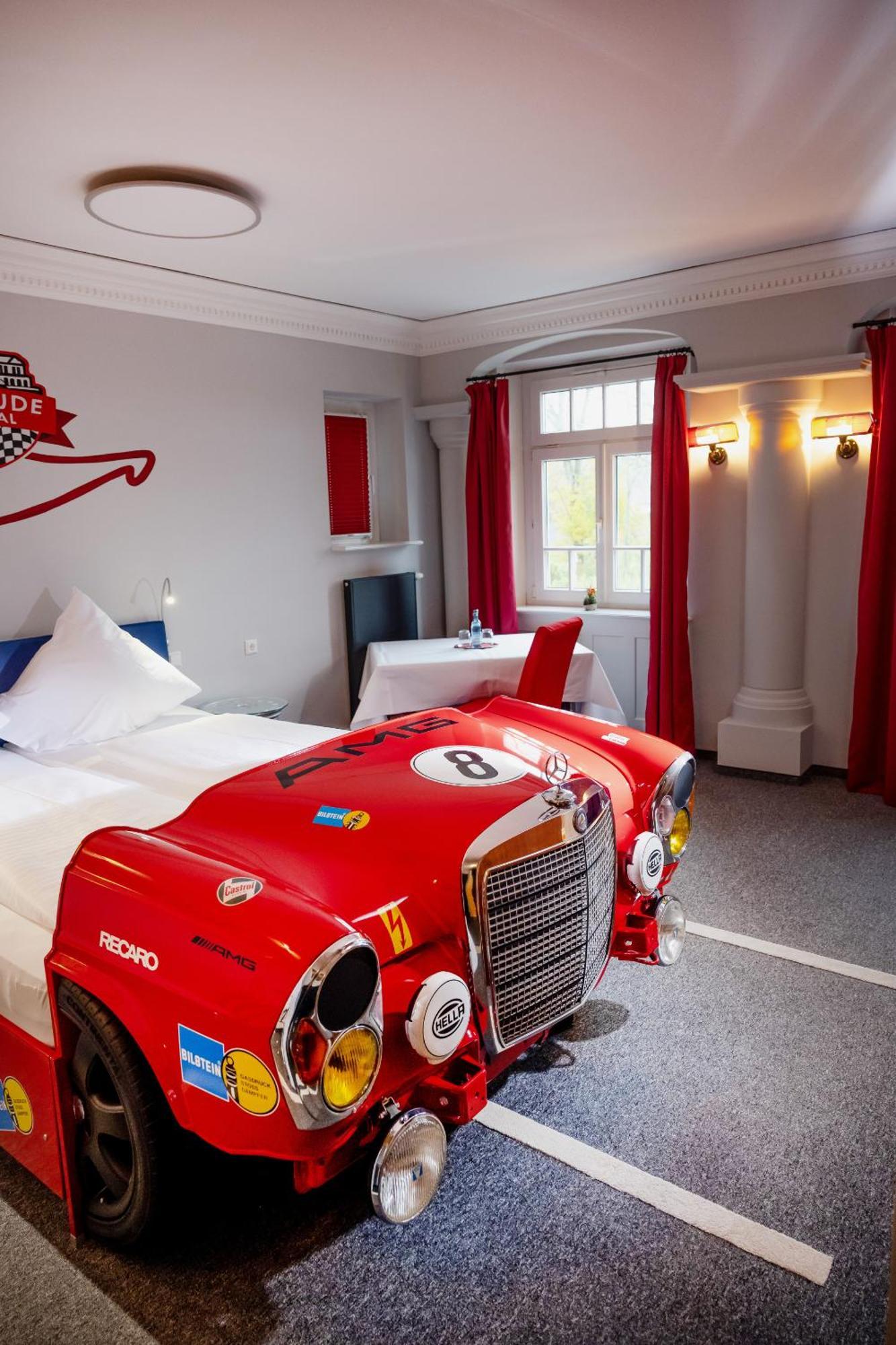Motorworld Inn Warthausen Εξωτερικό φωτογραφία