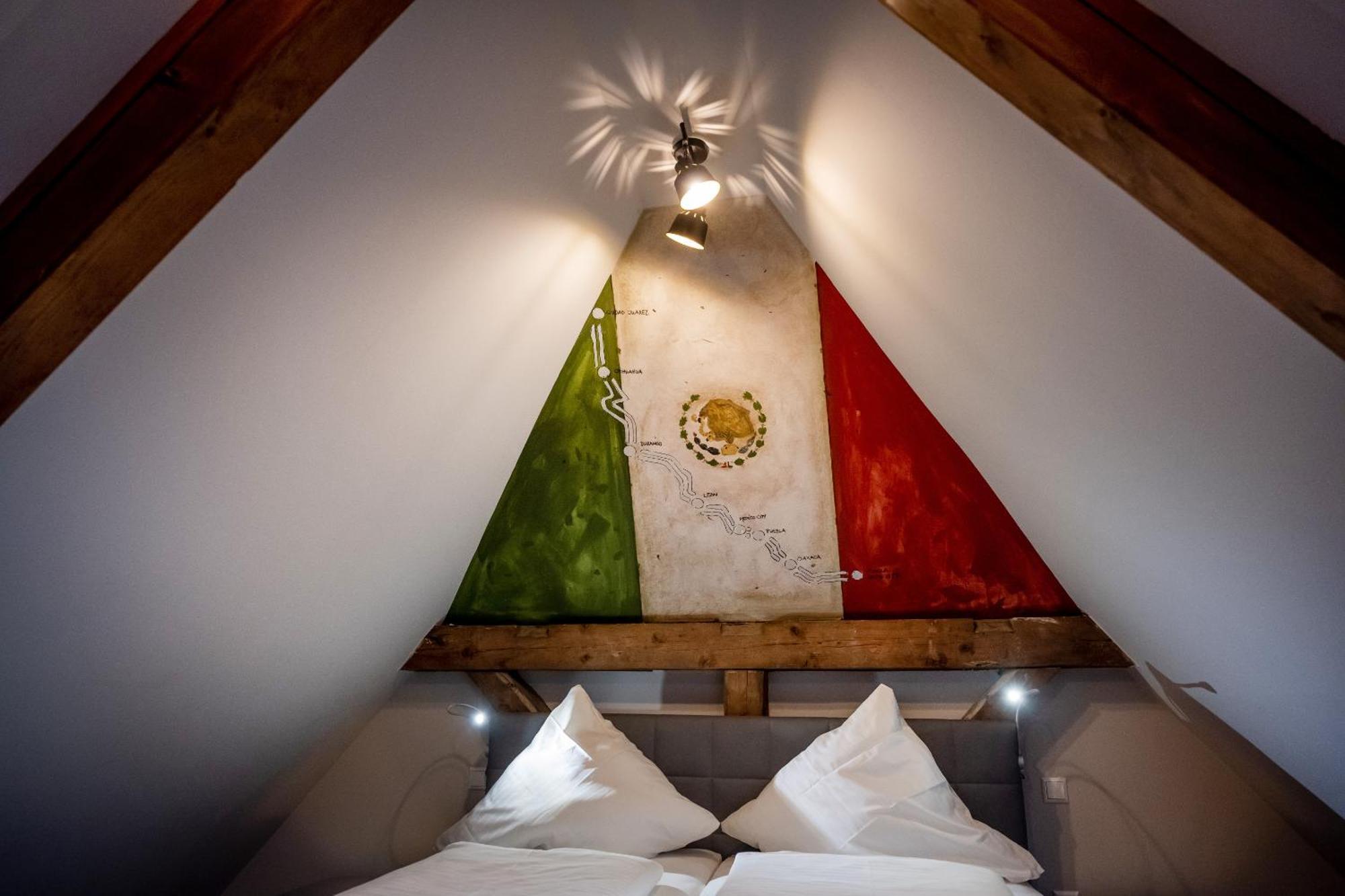 Motorworld Inn Warthausen Εξωτερικό φωτογραφία